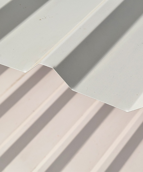 Acercamiento a lámina acanalada pintro